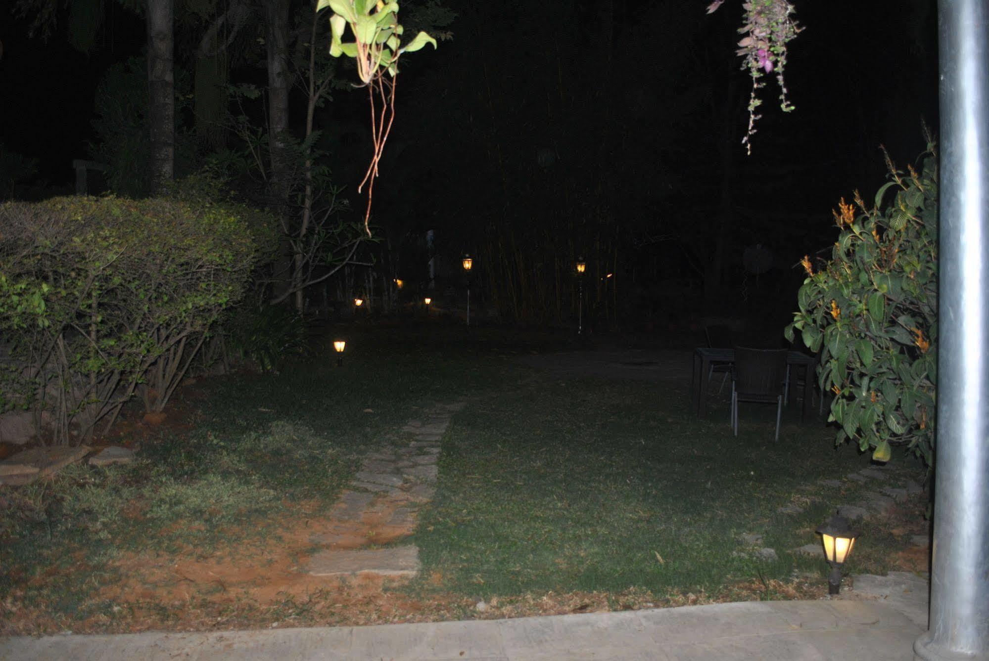 Eagle Ridge Resort Bangalore Eksteriør bilde