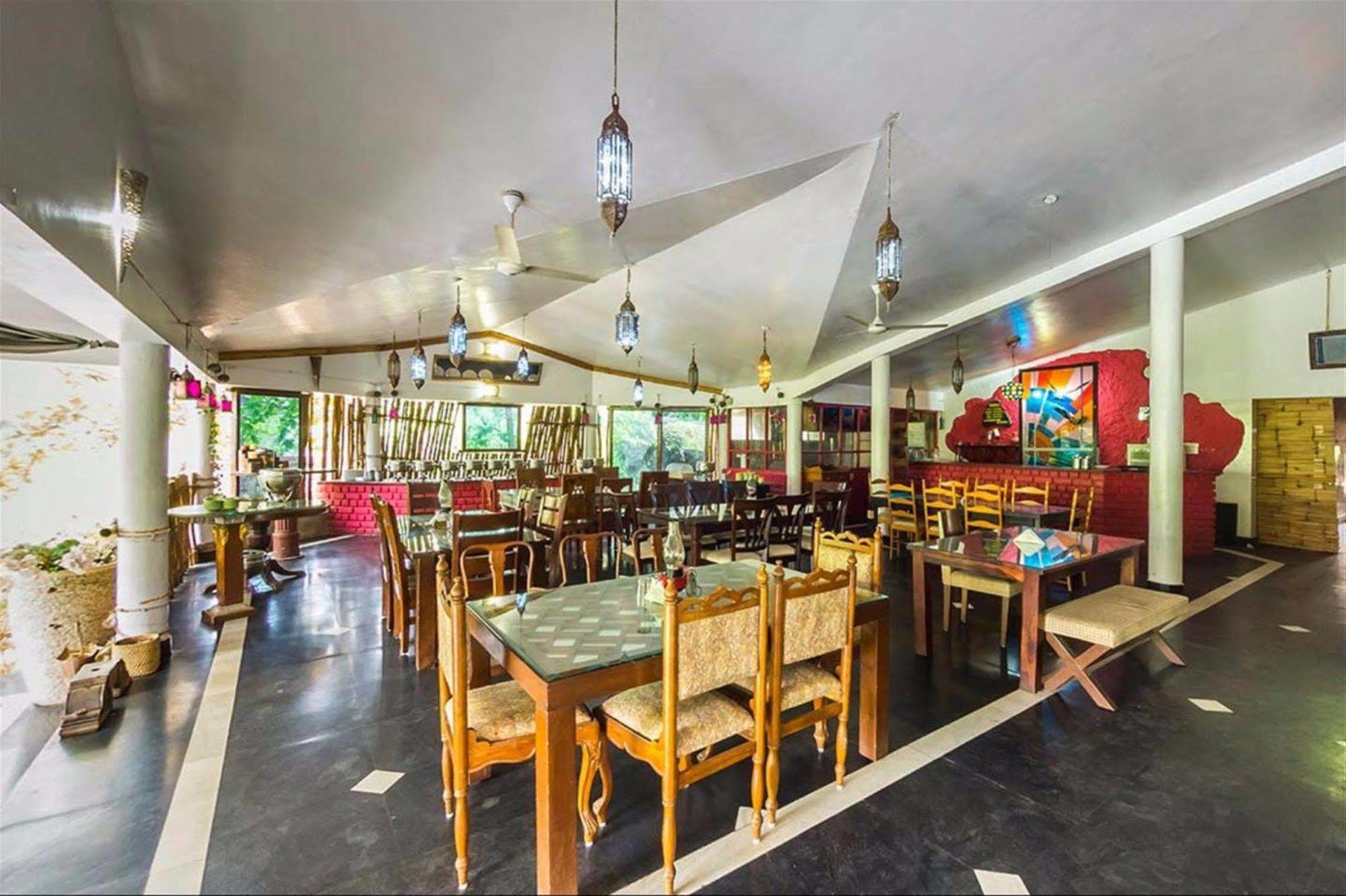 Eagle Ridge Resort Bangalore Eksteriør bilde