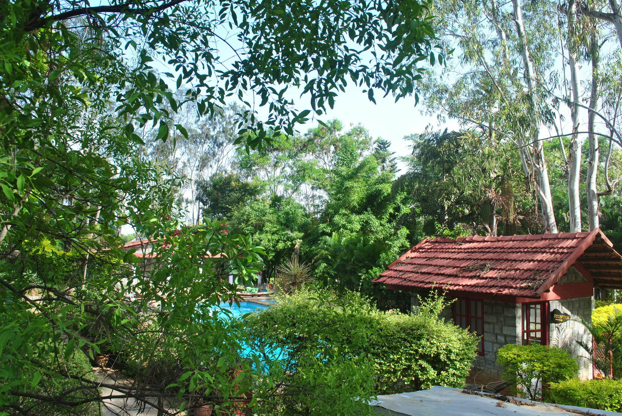 Eagle Ridge Resort Bangalore Eksteriør bilde